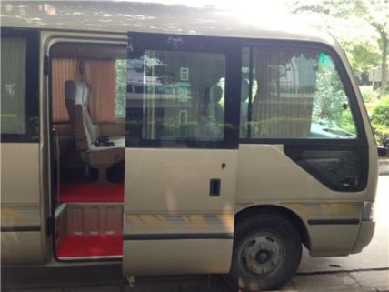 君健租車(chē)（中巴）